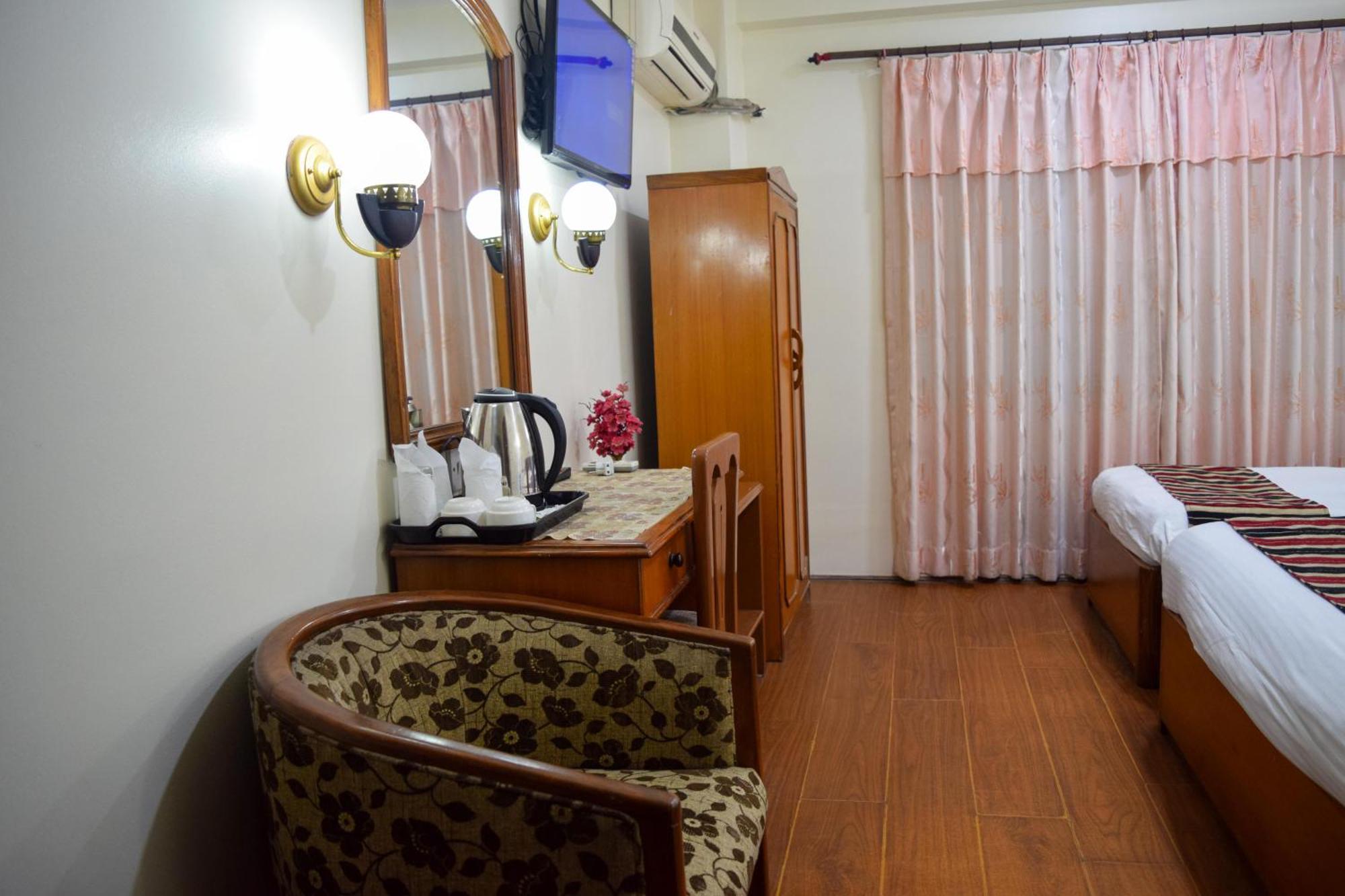 Kathmandu Prince Hotel Exterior photo